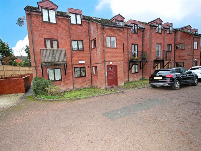 1 Bedroom Flat To Rent In Bridge Court, Banbury Road, Southam, CV47