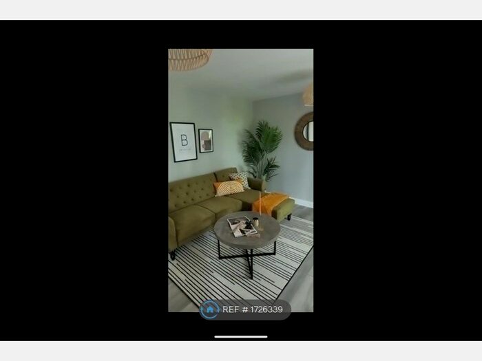 2 Bedroom Flat To Rent In Park Close, Brighton, BN1