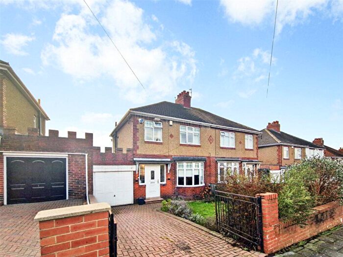 3 Bedroom Semi Detached House For Sale In Earls Drive, Newcastle Upon Tyne, Tyne And Wear, NE15