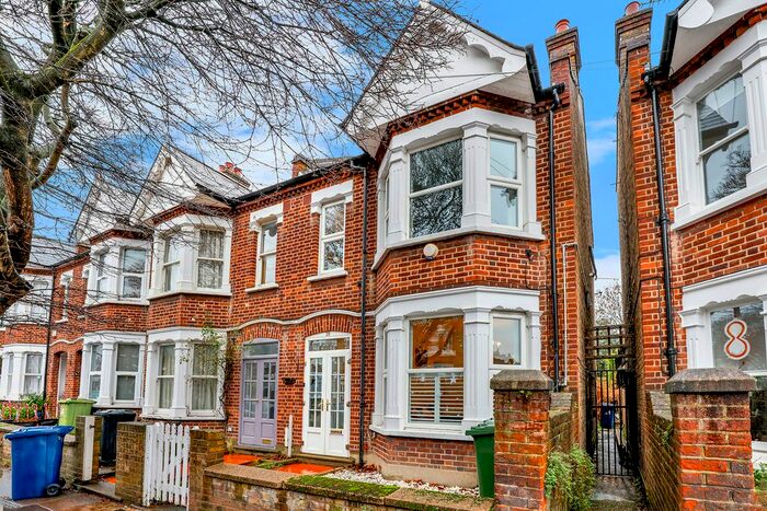 5 Bedroom Terraced House To Rent In Deans Road, Hanwell, W7