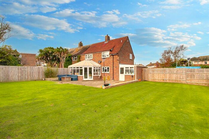 3 Bedroom House For Sale In Jupps Lane, Goring-By-Sea, Worthing, BN12