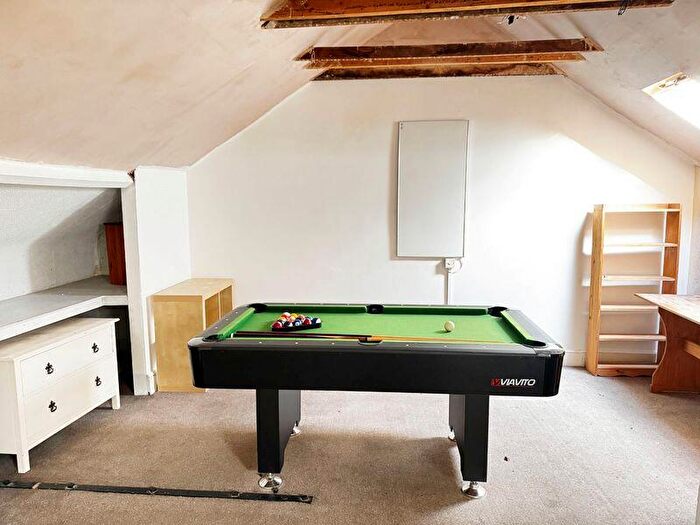 4 Bedroom Property To Rent In Perfect Property For Sharers With Pool Table In Bournemouth, BH8