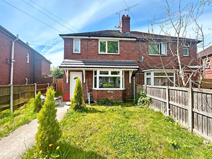 3 Bedroom Semi-Detached House To Rent In Frank Bott Avenue, Crewe, CW1