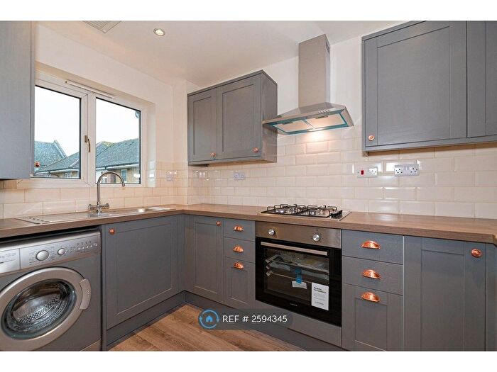 1 Bedroom Flat To Rent In Roma Court, London, SW12