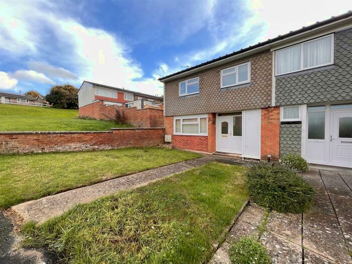 3 Bedroom End Of Terrace House To Rent In Home Farm, Highworth, Swindon, SN6