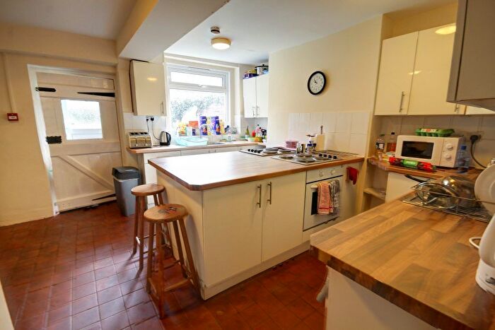 8 Bedroom Property To Rent In Blackboy Road, Exeter, EX4