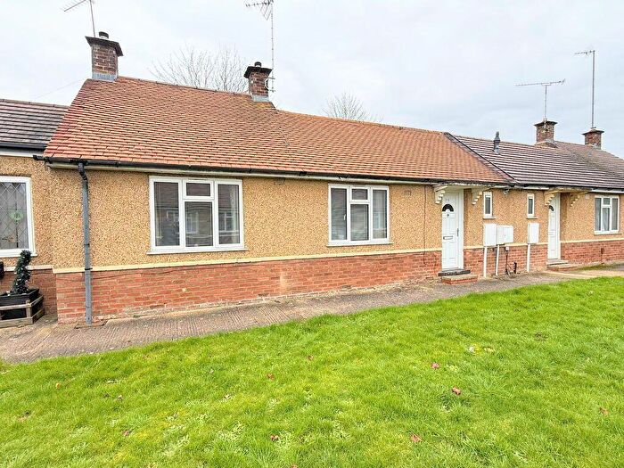 1 Bedroom Bungalow For Sale In Tickford Street, Newport Pagnell, MK16