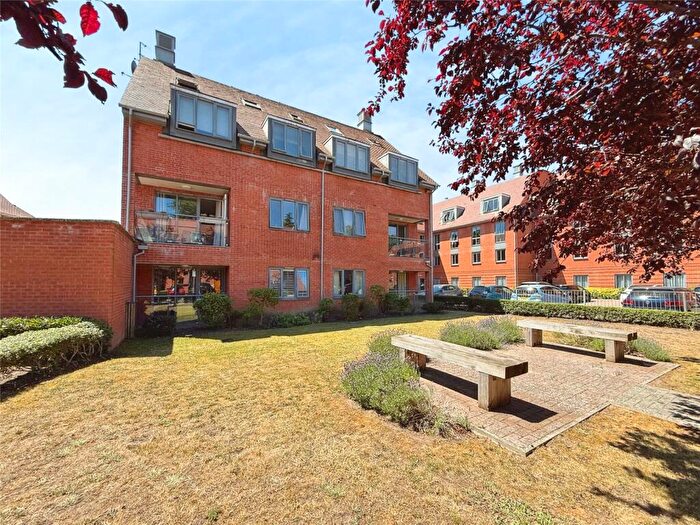 2 Bedroom Apartment For Sale In Chancellor Drive, Frimley, Camberley, Surrey, GU16