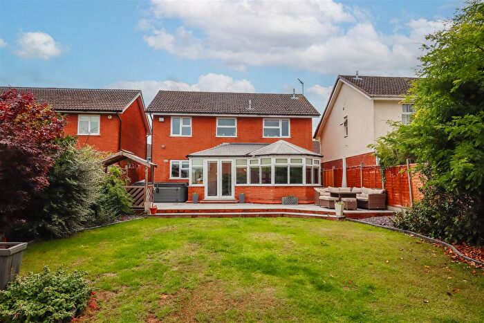 4 Bedroom Detached House For Sale In Coopers Walk, Bubbenhall, CV8