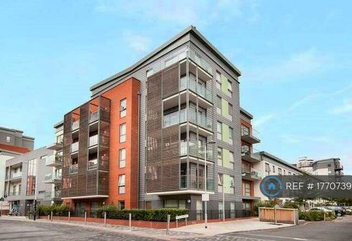 2 Bedroom Flat To Rent In Geoff Cade Way, London, E3