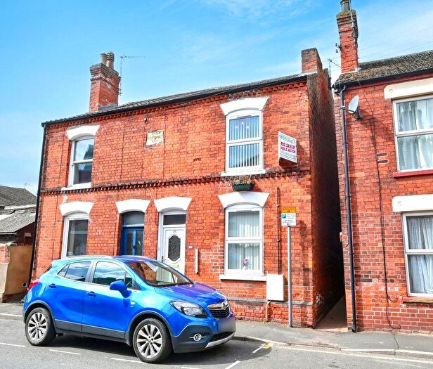 3 Bedroom Semi-Detached House For Sale In Tower Street, Boston, PE21