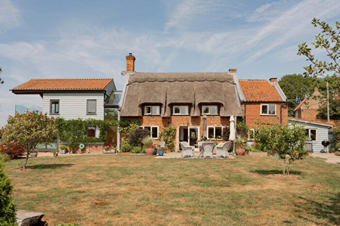 4 Bedroom Detached House For Sale In South Walsham Road, Panxworth, Norwich, Norfolk, NR13