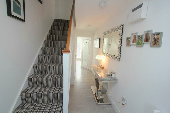 4 Bedroom Detached House For Sale In Railway Road, Rhoose, CF62