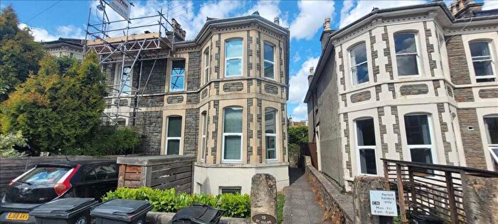 3 Bedroom Apartment To Rent In Garden Flat, Alexandra Park, BS6