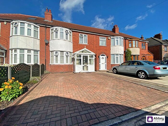 3 Bedroom Terraced House For Sale In Oakland Avenue, Leicester, LE4