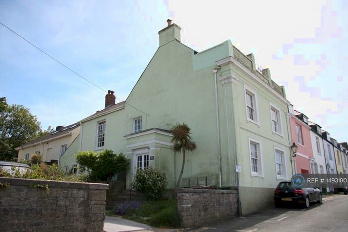 1 Bedroom Flat To Rent In Mansion House, Turnchapel, Plymouth, PL9