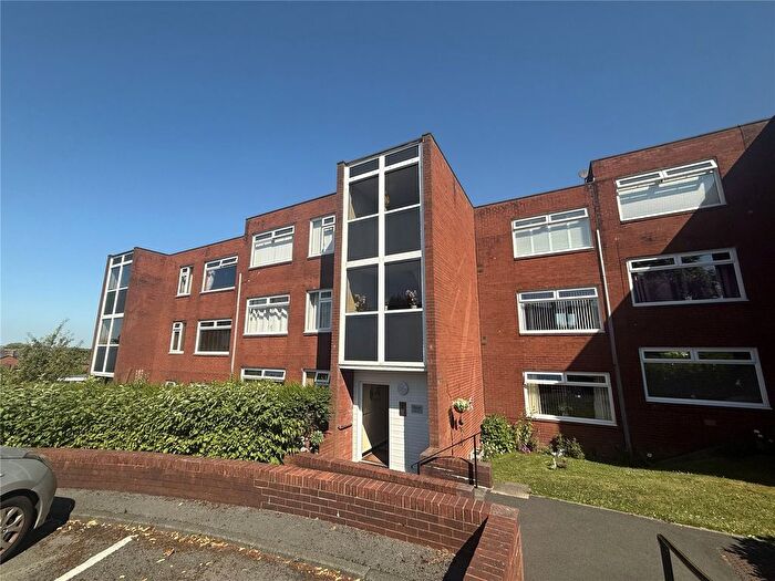 2 Bedroom Flat For Sale In Stocks Park Drive, Horwich, Bolton, Greater Manchester, BL6