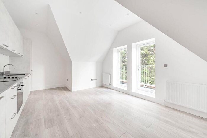 1 Bedroom Flat For Sale In West End Lane, Pinner, HA5