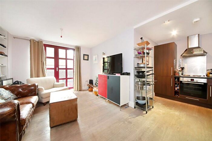 2 Bedroom Flat To Rent In Eagle Works West, Quaker Street, London, E1