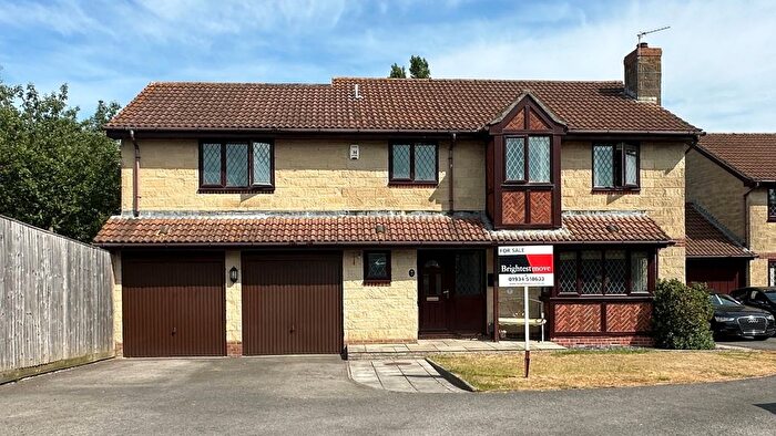 6 Bedroom Detached House For Sale In Arnor Close, North Worle, BS22