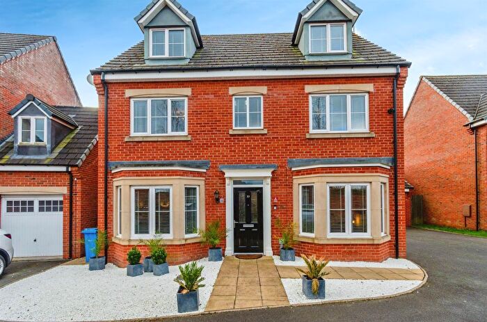 5 Bedroom Detached House For Sale In Lupin Drive, Huntington, Cannock, WS12