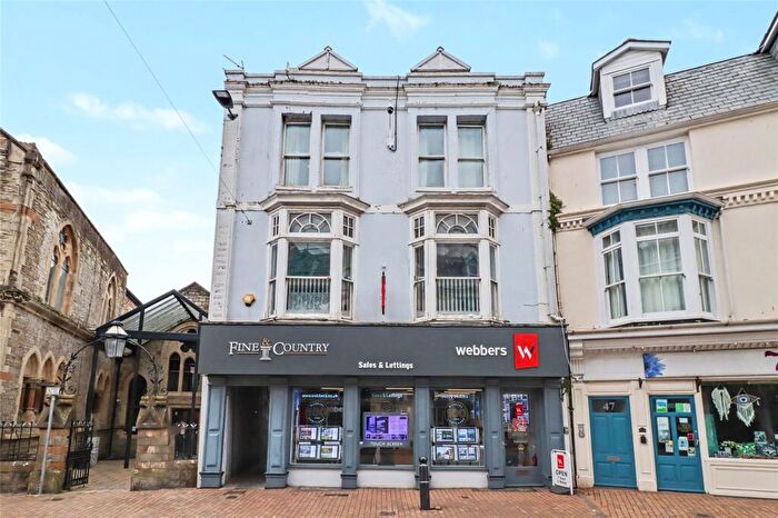 2 Bedroom Apartment For Sale In High Street, Ilfracombe, Devon, EX34