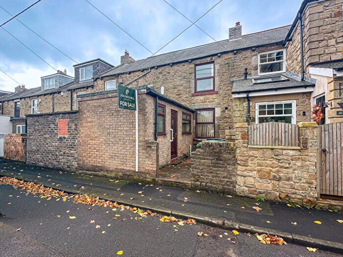 2 Bedroom Terraced House For Sale In West Street, High Spen, Rowlands Gill, NE39