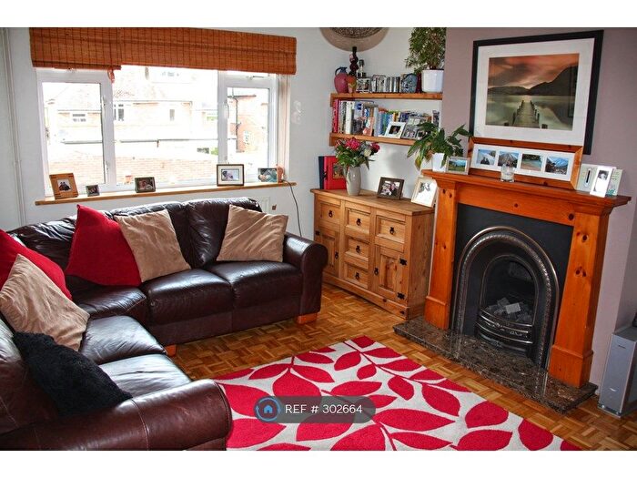 2 Bedroom Maisonette To Rent In Whitby Road, Ruislip, HA4