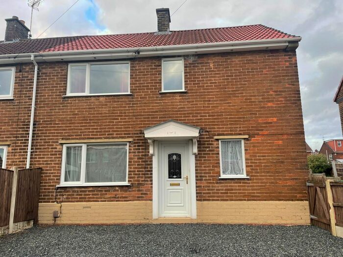3 Bedroom Semi-Detached House To Rent In Cowpes Close, Sutton In Ashfield, NG17