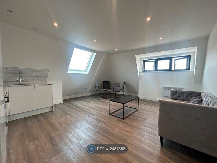 1 Bedroom Flat To Rent In Oldfield Lane North, Greenford, UB6