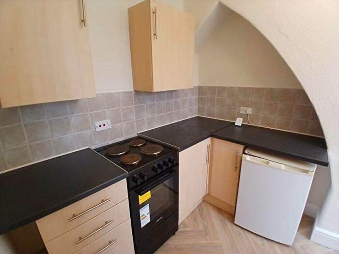 1 Bedroom Apartment To Rent In Top Floor, Ainslie Street, Barrow-In-Furness, LA14