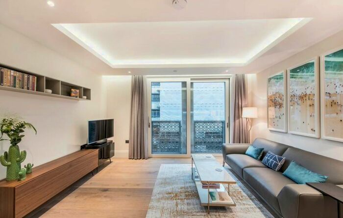 1 Bedroom Flat To Rent In Savoy House, Strand, WC2R