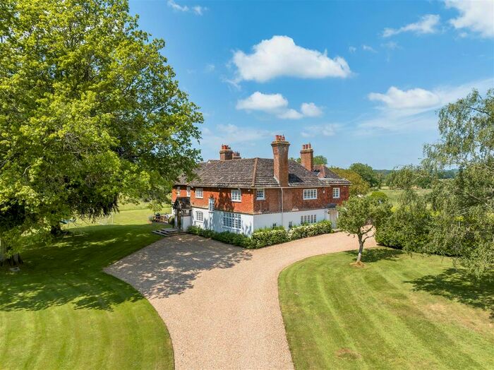 6 Bedroom Detached House For Sale In The Haven, Billingshurst, RH14