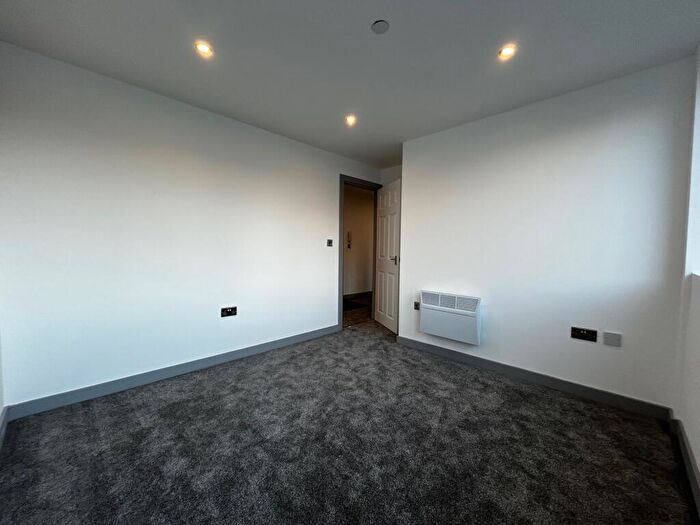 2 Bedroom Apartment To Rent In Green Lane, Yeadon, Leeds, LS19