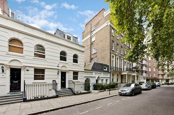 Studio To Rent In Rutland Gate, London, London, SW7