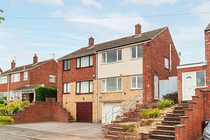 3 Bedroom Semi Detached House For Sale In Shakespeare Crescent, Dronfield, S18