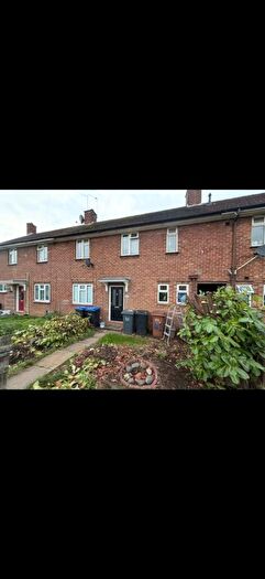 3 Bedroom House To Rent In Swansea Road, Northampton, NN5