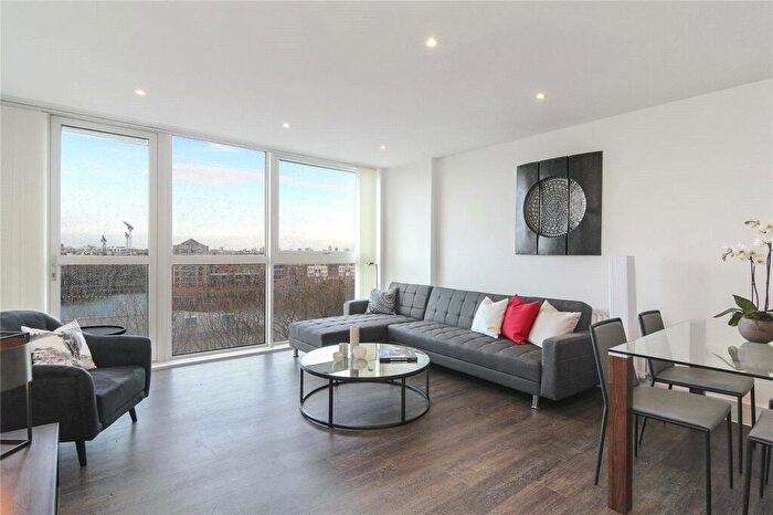 2 Bedroom Flat To Rent In Rope Street, Canada Water, London, SE16
