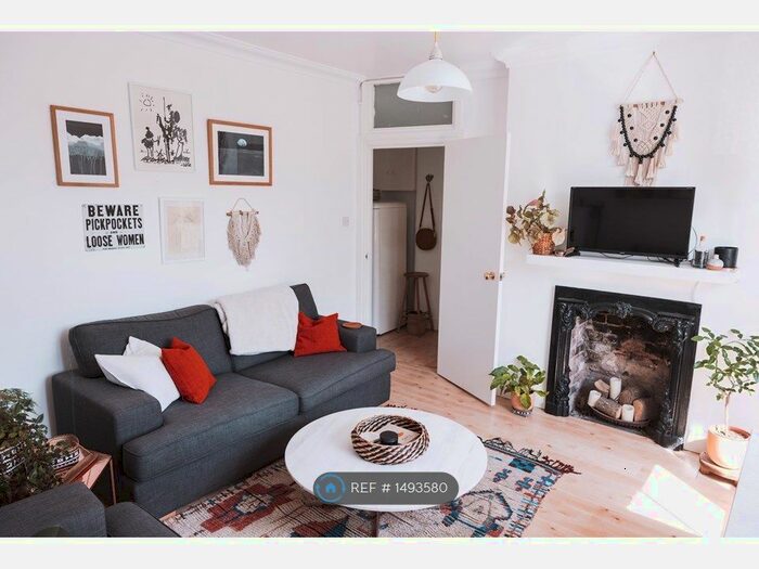 1 Bedroom Flat To Rent In Catton House, London, N1