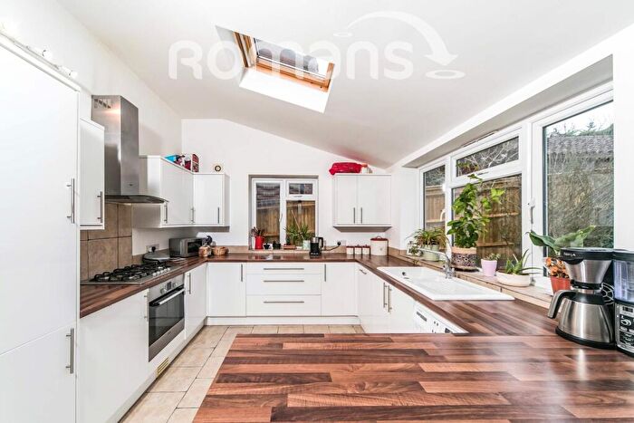 3 Bedroom Semi-Detached House To Rent In Stuart Close, Emmer Green, Reading, RG4