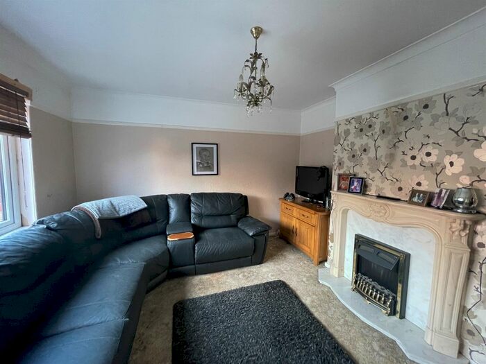 3 Bedroom SemiDetached House For Sale In Brookside Crescent, WathUpon