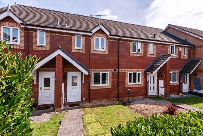 2 Bedroom House To Rent In Hoylake Drive, Warmley, Bristol, BS30