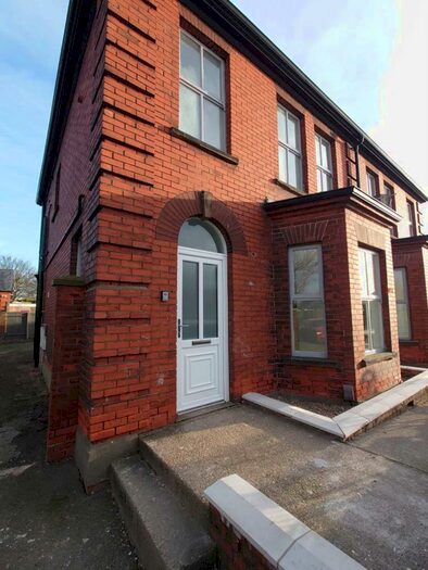 1 Bedroom Flat To Rent In Waterworks St, Immingham, DN40