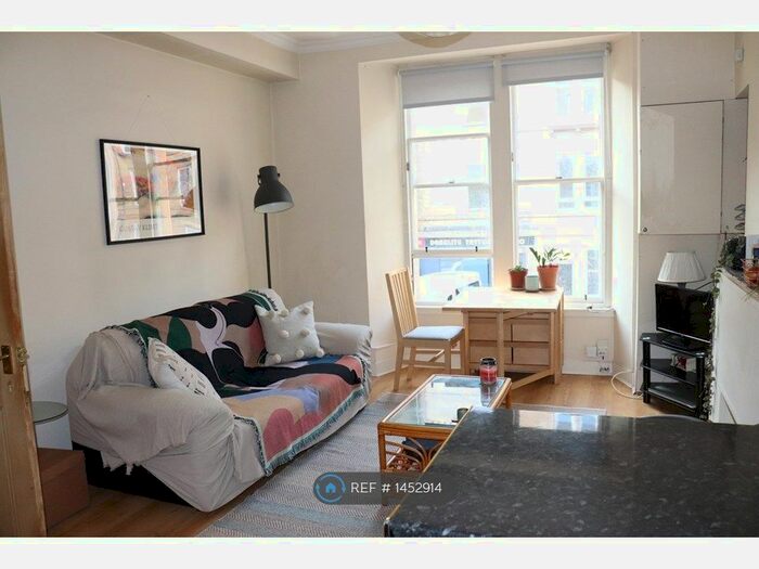 1 Bedroom Flat To Rent In Albert Street, Edinburgh, EH7