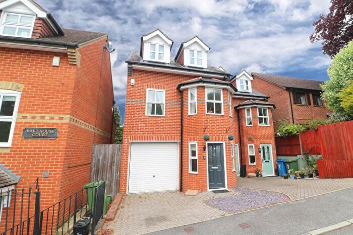 4 Bedroom Semi-Detached House To Rent In Church Road, Chavey Down, Ascot Berkshire, SL5