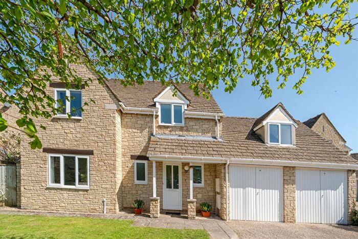 5 Bedroom Detached House For Sale In Littlebrook Meadow, Shipton Under Wychwood, OX7