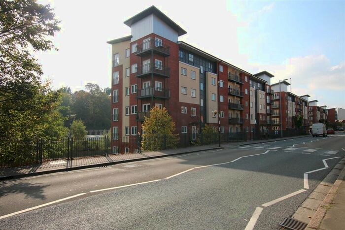 2 Bedroom Flat To Rent In Augustus House, New North Road, Exeter, EX4