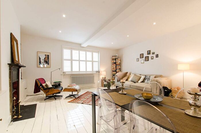 2 Bedroom Flat To Rent In Cheshire Street, Brick Lane, London, E2