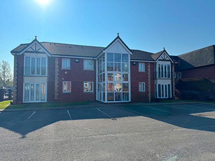 2 Bedroom Flat To Rent In Dovedale Road, Mossley Hill, Liverpool, Merseyside, L18