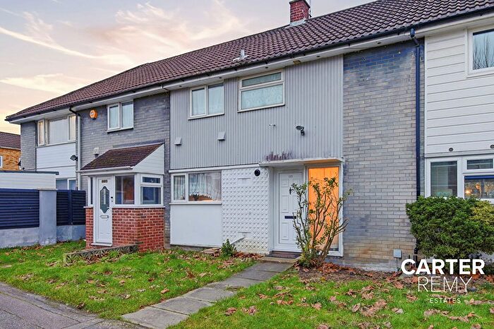 3 Bedroom Terraced House For Sale In Pin Mill, Basildon, SS14